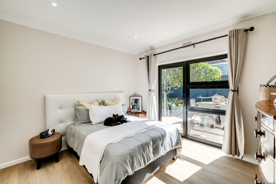 4 Bedroom Property for Sale in Kirstenhof Western Cape